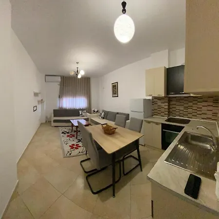 Apartment Downtown Comfort Tirana Kashar