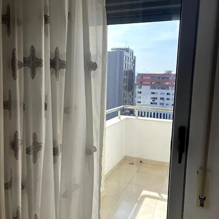 Apartment Downtown Comfort Tirana
